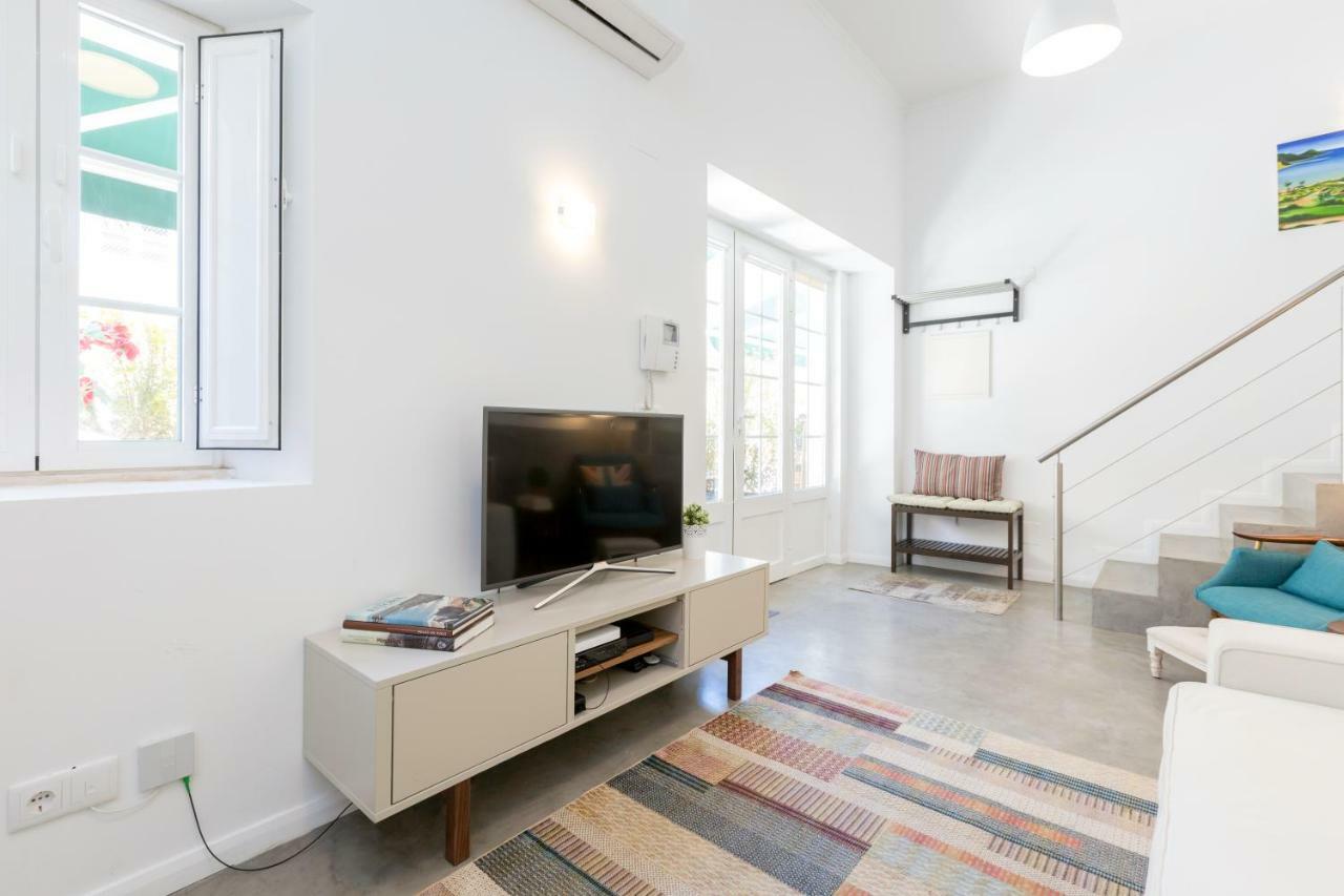 Patio Da Rainha A By Nook Estoril