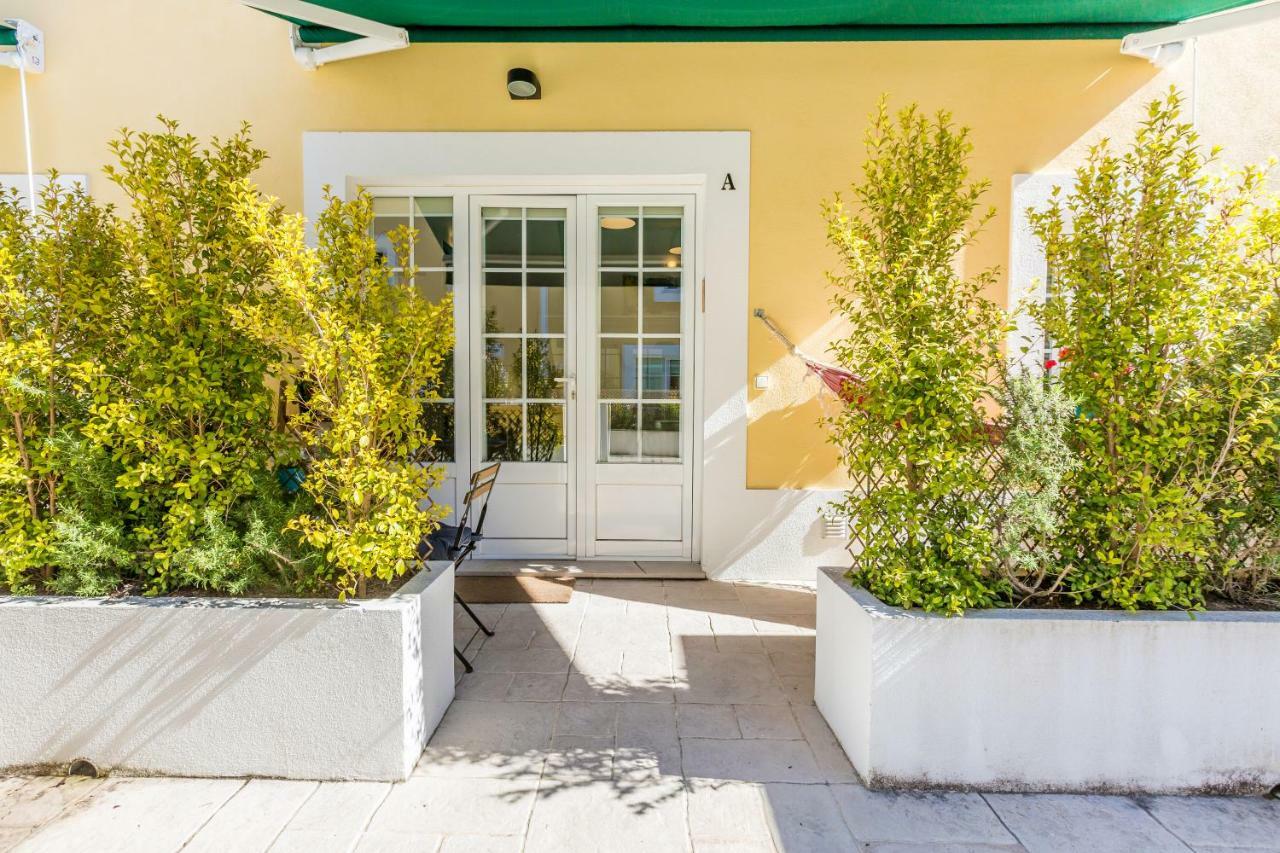 Apartment Patio Da Rainha A By Nook Estoril