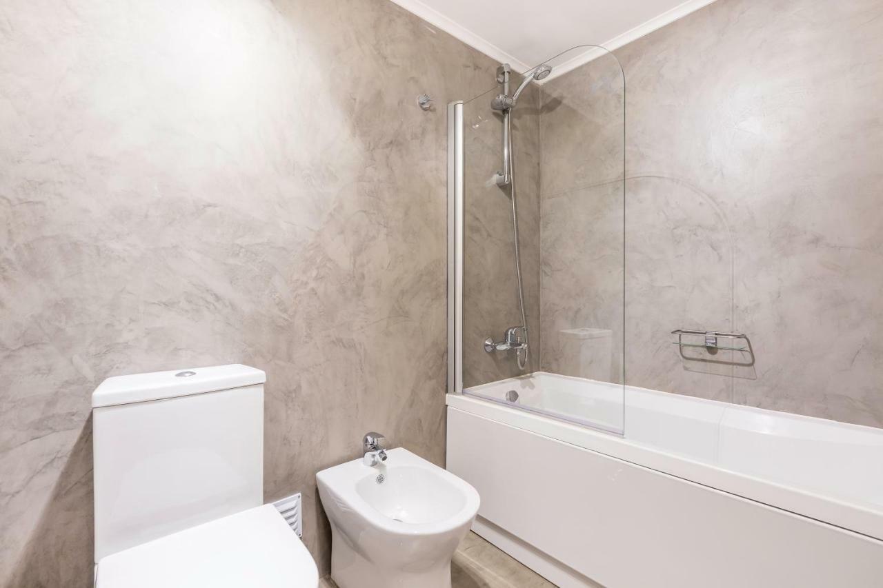 Apartment Patio Da Rainha A By Nook *